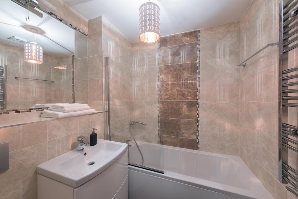 Spacious 2-Bedroom Apartment Near O'Connell St Dublin Exterior foto