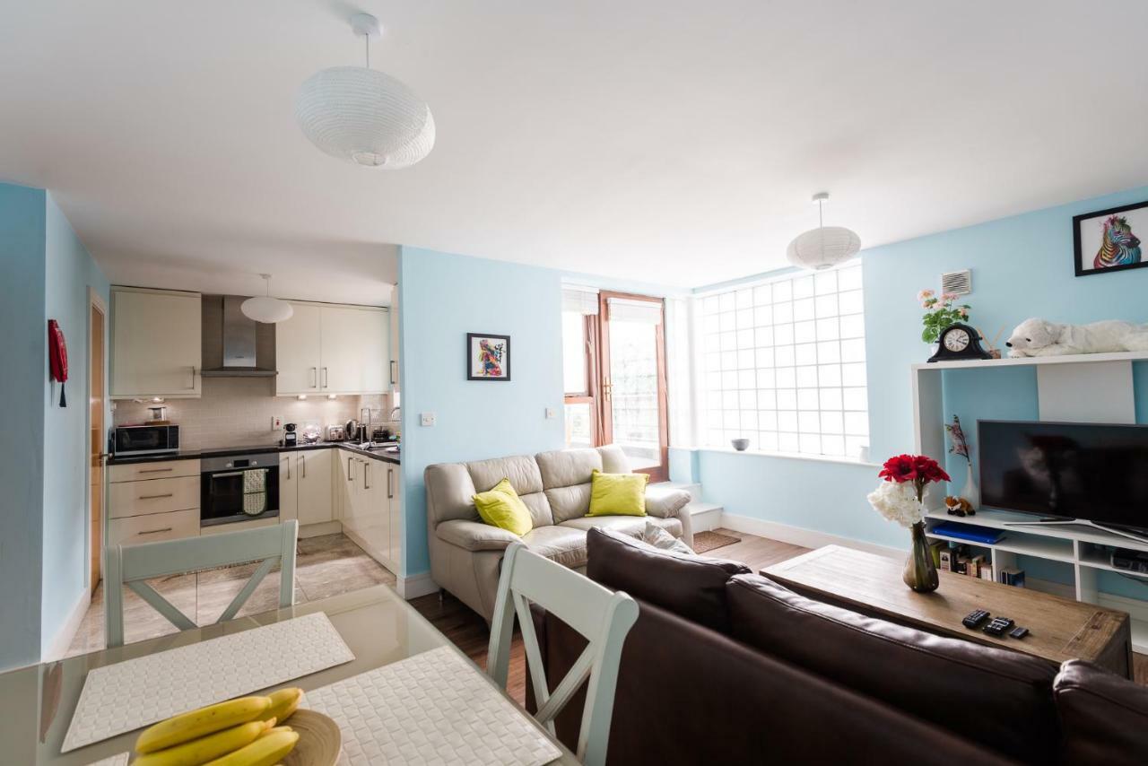 Spacious 2-Bedroom Apartment Near O'Connell St Dublin Exterior foto