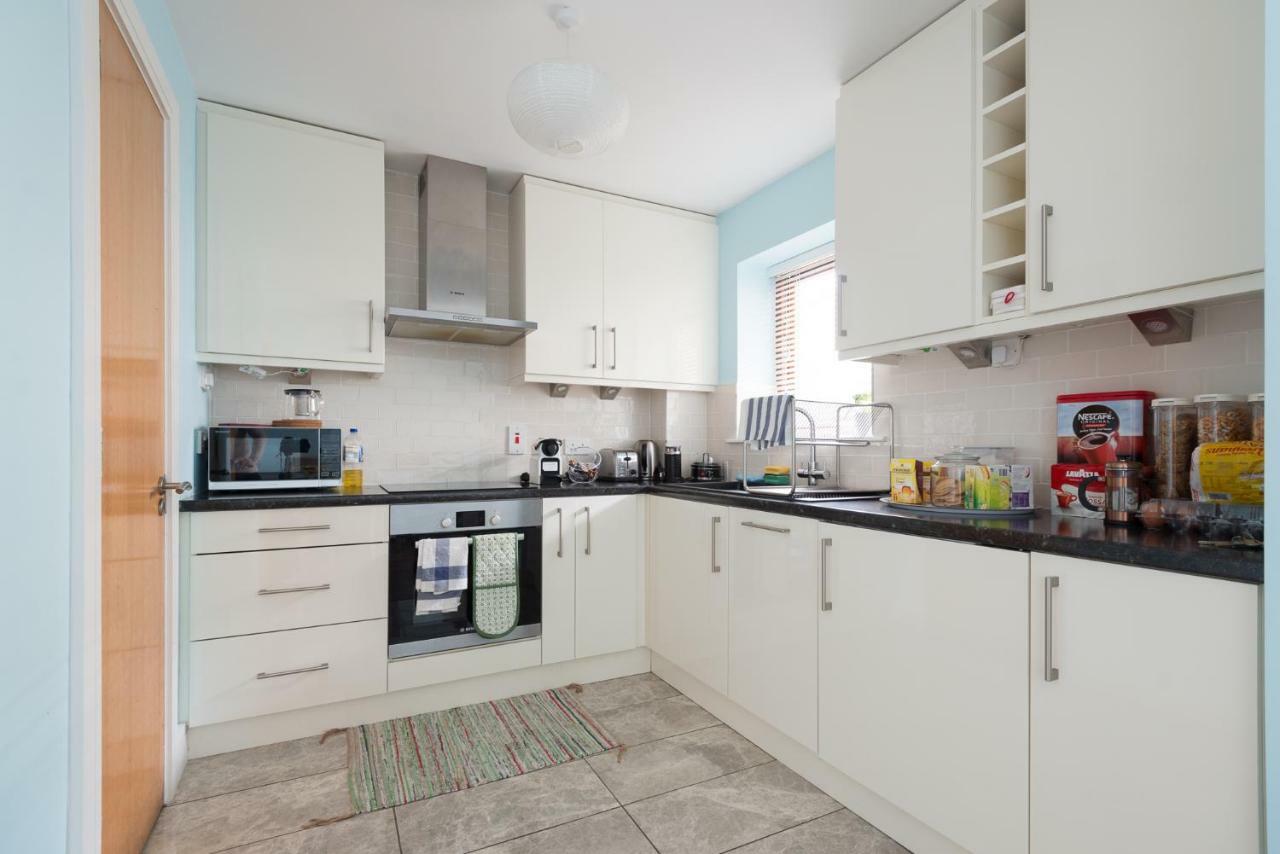 Spacious 2-Bedroom Apartment Near O'Connell St Dublin Exterior foto
