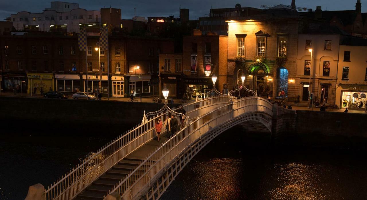 Spacious 2-Bedroom Apartment Near O'Connell St Dublin Exterior foto